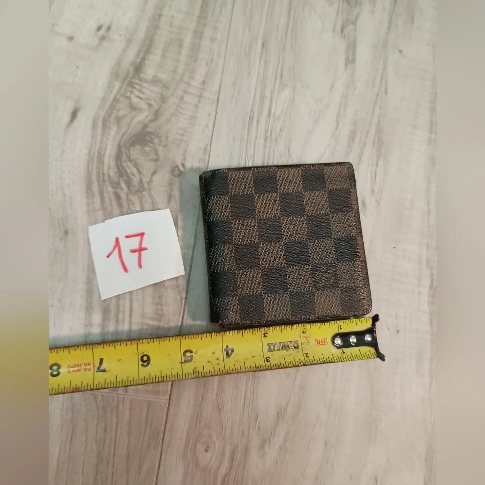 Authentic LOUIS VUITTON Damier Porte Monnaie Wallet Brown